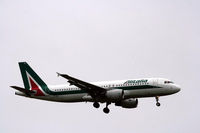 EI-DTL @ EKCH - EI-DTL landing rw 04L - by Erik Oxtorp