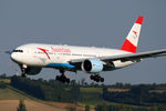 OE-LPC @ VIE - Austrian - by Chris Jilli