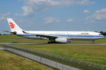 B-6513 @ VIE - Air China - by Chris Jilli