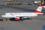 OE-LDF @ VIE - Austrian AIrlines - by Chris Jilli