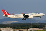 TC-JNM @ VIE - Turkish Airlines - by Chris Jilli