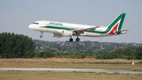 EI-DTL @ LHBP - Budapest Airport, Hungary - Landing - by Attila Groszvald-Groszi