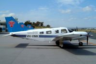 VH-VMK @ YPJT - Piper PA-34-220T Seneca V [3449212] (China Southern Flying College) Perth-Jandakot~VH 15/09/2004