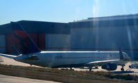 N192DN @ KATL - At the gate Atlanta - by Ronald Barker