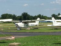 N53417 @ I69 - Cessna 172R - by Christian Maurer