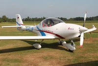 D-ELIP @ EBZH - Visitor during the open days at Kiewit. - by Raymond De Clercq