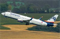 TC-SEU @ EDDR - Boeing 737-8HC - by Jerzy Maciaszek