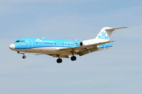 PH-KZS @ EGSH - Landing at Norwich with a white nose cone. - by Graham Reeve