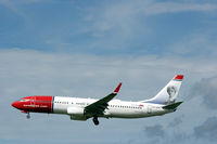 LN-DYV @ EKCH - LN-DYV landing rw 22L - by Erik Oxtorp
