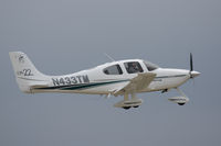 N433TM @ KOSH - Finals - by alanh