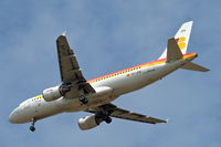 EC-JFN @ EGLL - Airbus A320-214 [2391] (Iberia) Home~G 16/06/2015. On approach 27R. - by Ray Barber
