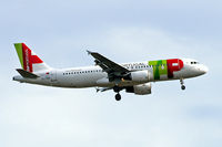 CS-TNM @ EGLL - Airbus A320-214 [1799] (TAP Air Portugal) Home~G 10/05/2015. On approach 27L. - by Ray Barber