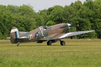 F-AZJS @ LFFQ - Supermarine 389 Spitfire PR.XIX, Taxiing to parking area, La Ferté-Alais airfield (LFFQ) Air show 2015 - by Yves-Q