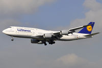 D-ABYH @ EDDF - at fra - by Volker Hilpert