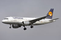 D-AIBG @ EDDF - at fra - by Volker Hilpert