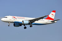 OE-LBK @ EDDF - at fra - by Volker Hilpert