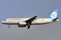 TC-FHE @ EDDF - at fra - by Volker Hilpert