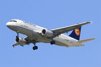 D-AIZD @ LFPG - Airbus A320-214, Short approach rwy 27R, Roissy Charles De Gaulle Airport (LFPG-CDG) - by Yves-Q