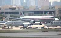 N351AA @ MIA - American - by Florida Metal