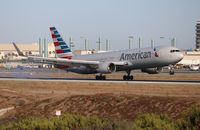 N383AN @ LAX - American