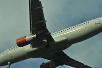 SE-RJF @ EGLL - Landing close-up LHR