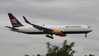 TF-ISN @ EHAM - Icelandair Boeing 767-319(ER)