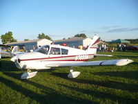 N7693W @ 40I - Piper Cherokee 180 - by Christian Maurer