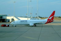 VH-VXI @ YBBN - Boeing 737-838 [33479] (QANTAS) Brisbane Int'l~VH 23/09/2004 - by Ray Barber