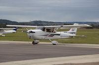 VH-RNX @ YMND - Maitland NSW - by Arthur Scarf