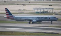 N510UW @ MIA - American - by Florida Metal