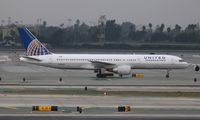 N528UA @ LAX - United - by Florida Metal