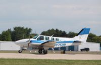 N875DB @ KOSH - Beech 58