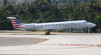 N652RS @ FLL - American Eagle