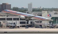 N663AM @ MIA - American - by Florida Metal