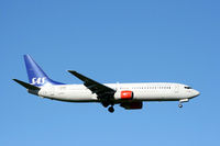 LN-RPR @ EKCH - LN-RPR landing rw 04L