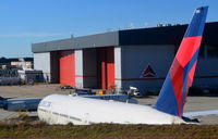 N867DA @ KATL - On the ramp ATL - by Ronald Barker