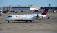 N882AS @ KATL - Taxi ATL - by Ronald Barker