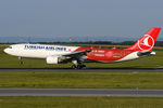 TC-JIZ @ VIE - Turkish Airlines - by Chris Jilli