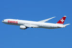 HB-JNB @ VIE - Swiss - by Chris Jilli