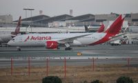 N781AV @ LAX - Avianca 787-8