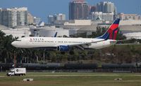 N802DN @ FLL - Delta - by Florida Metal