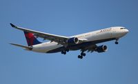 N806NW @ DTW - Delta - by Florida Metal