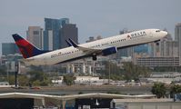 N810DN @ FLL - Delta - by Florida Metal