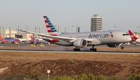N814AA @ LAX - American