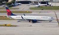 N827DN @ FLL - Delta - by Florida Metal