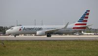 N872NN @ MIA - American