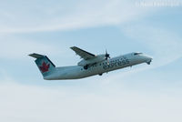 C-FJXZ @ CYVR - Take-off weasterly on north runway - by Remi Farvacque