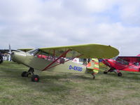 D-EKQD @ EBDT - Schaffen Diest . Oldtimer show - by Henk Geerlings