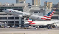 N896NN @ MIA - American