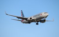 N897NN @ LAX - American